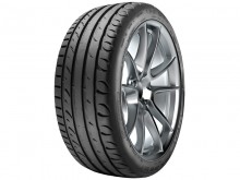 �������� 225/45 R17XL  TAURUS UHP 94V t